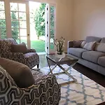 2 Floors House With Pool